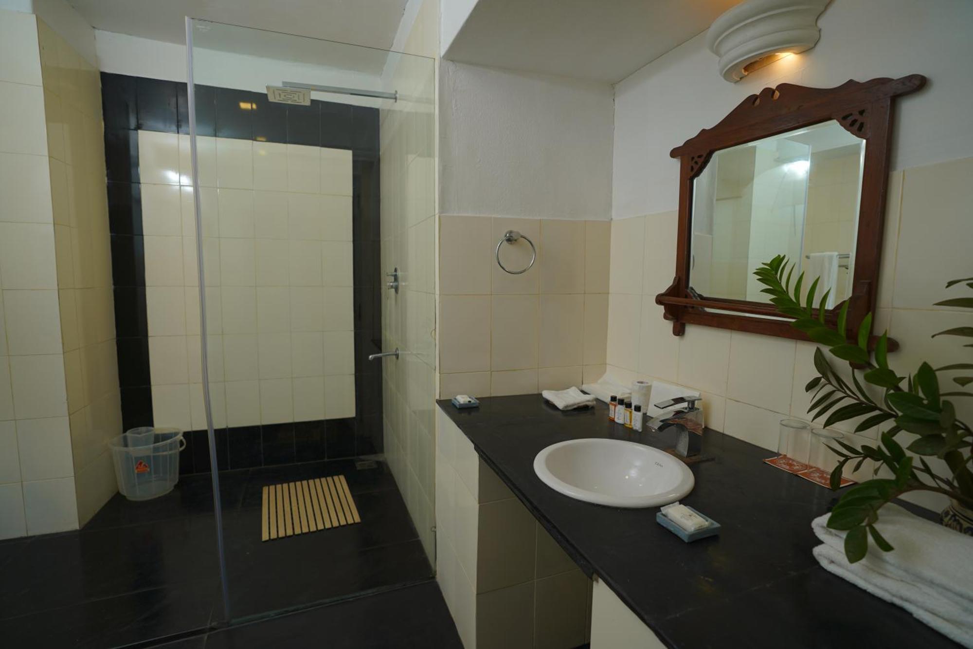 Neemrana'S- Tower House Hotel Kochi Eksteriør billede